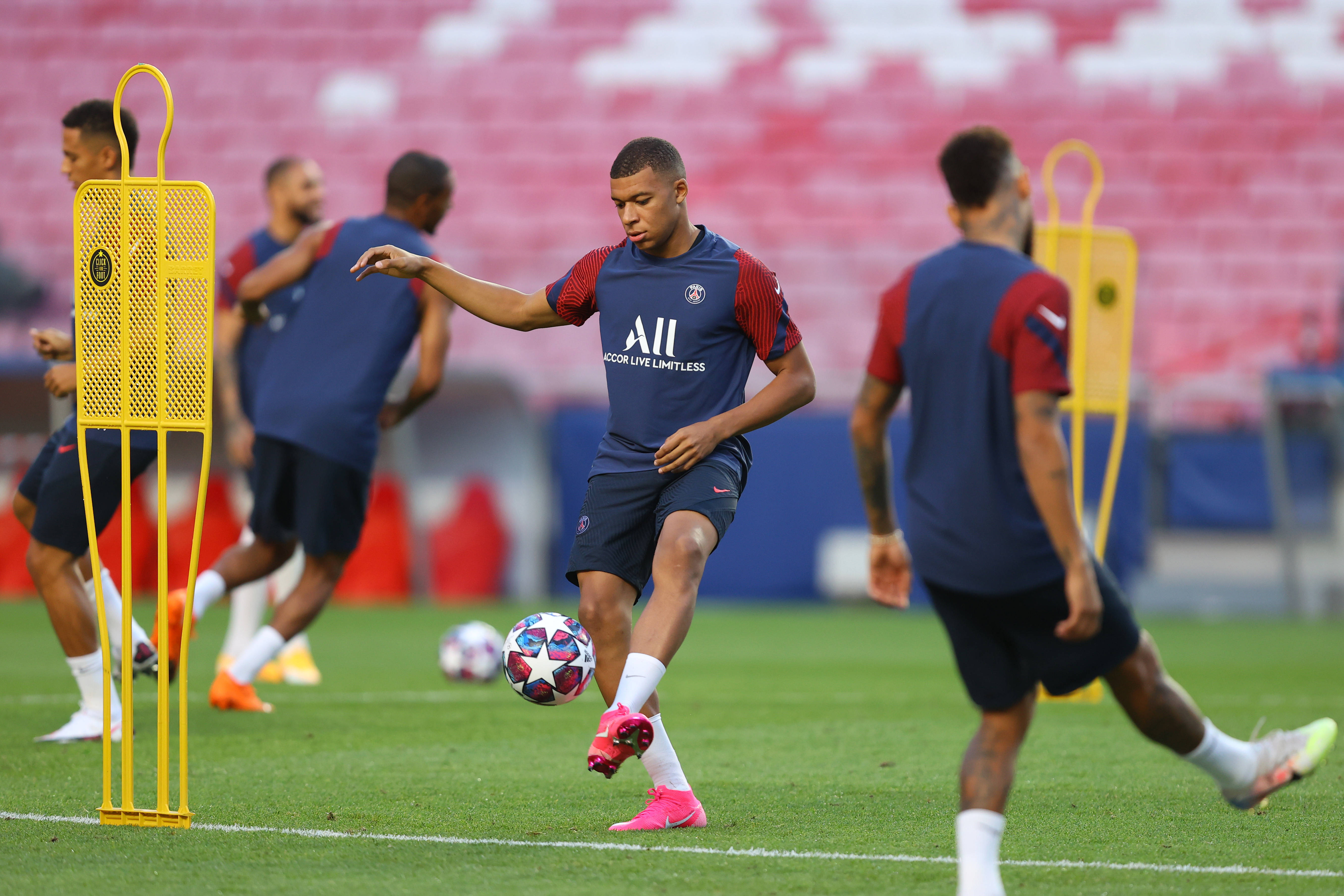 并计划在亚 并计划在亚