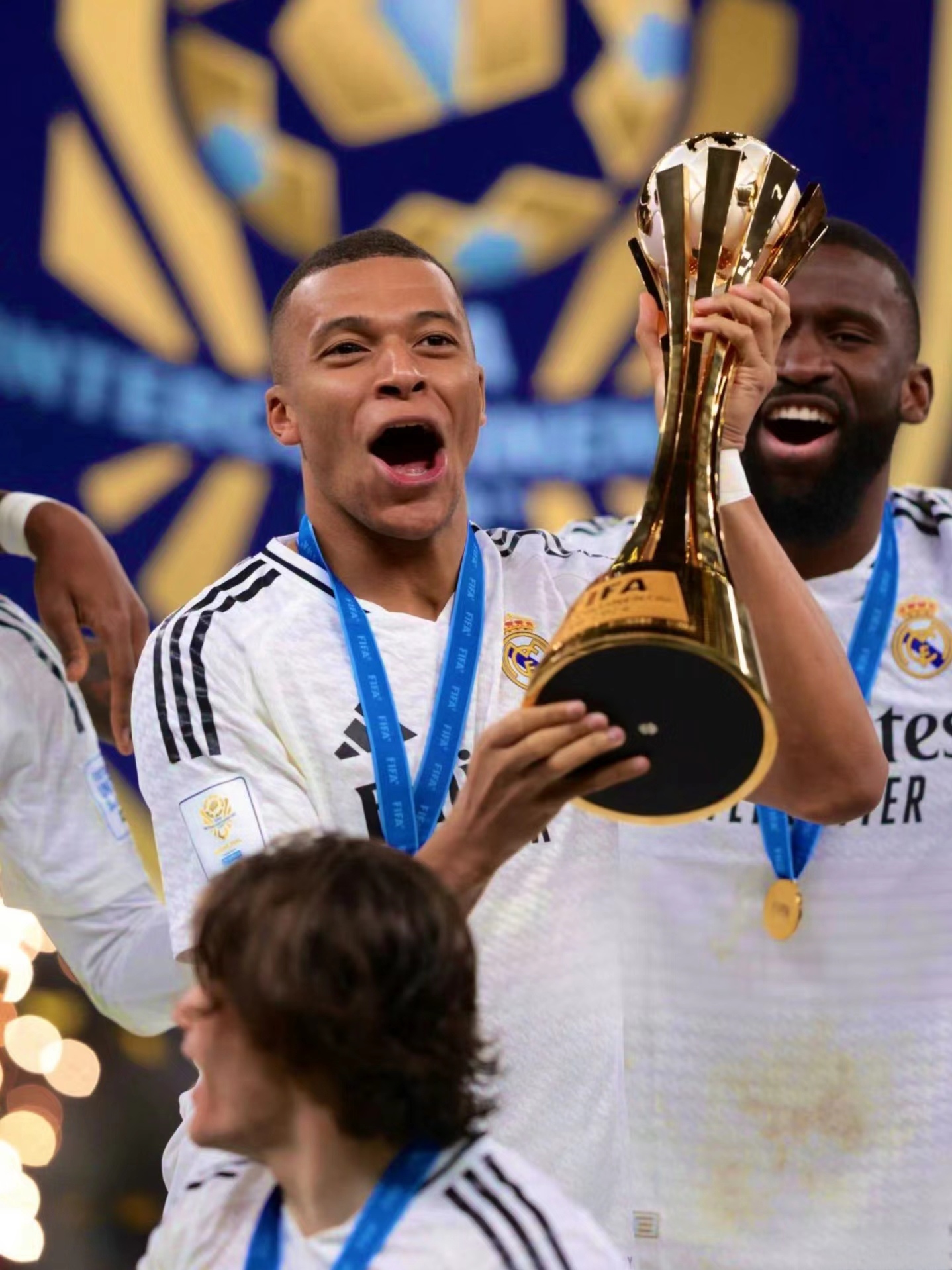 同球队取得 同球队取得