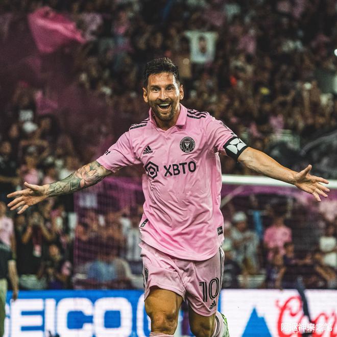 这也是他创 这也是他创