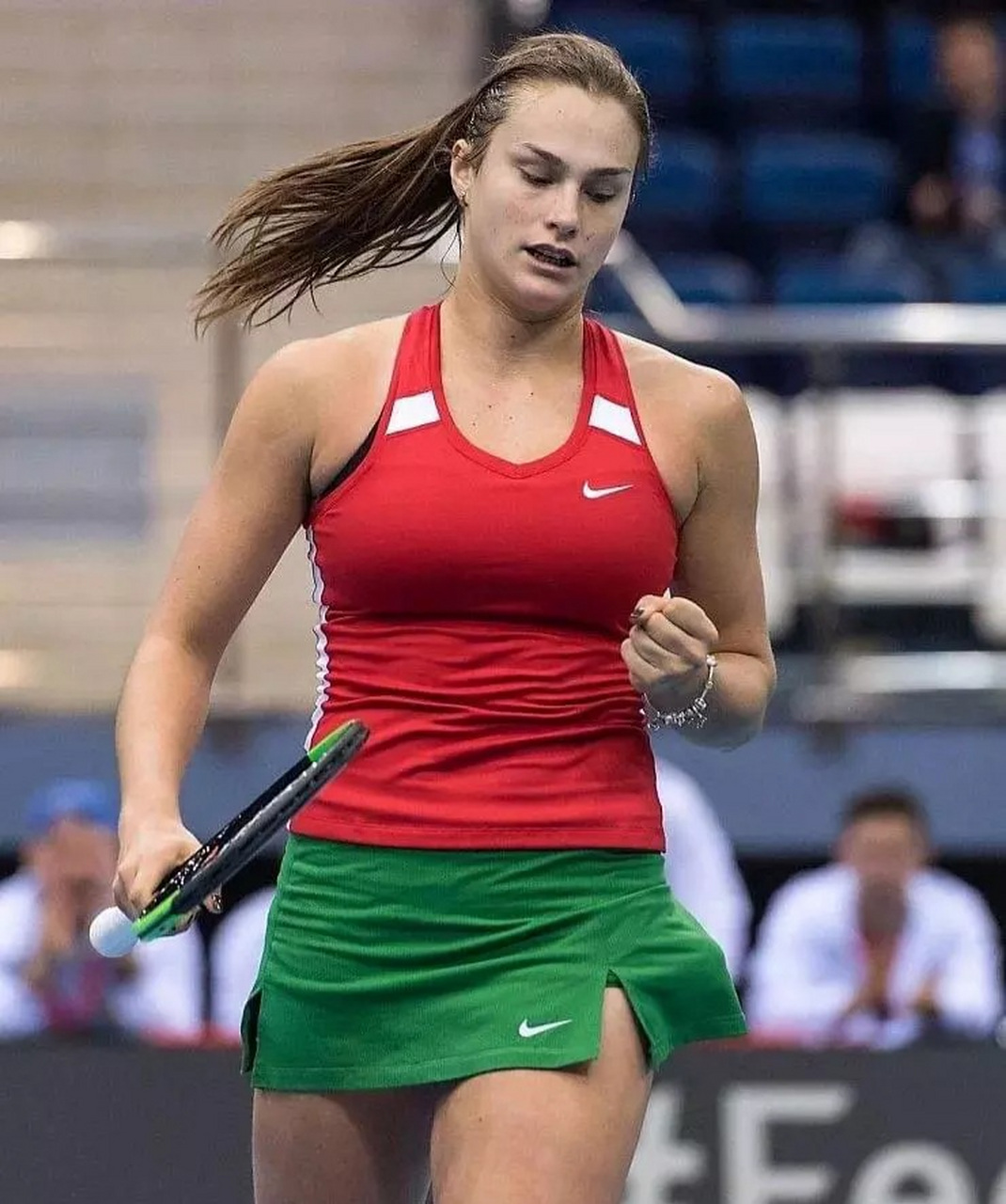 杨鸣如何应 杨鸣如何应