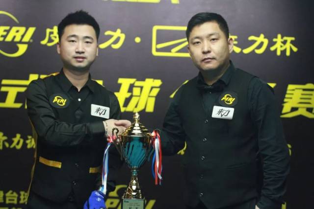 相较之下 相较之下